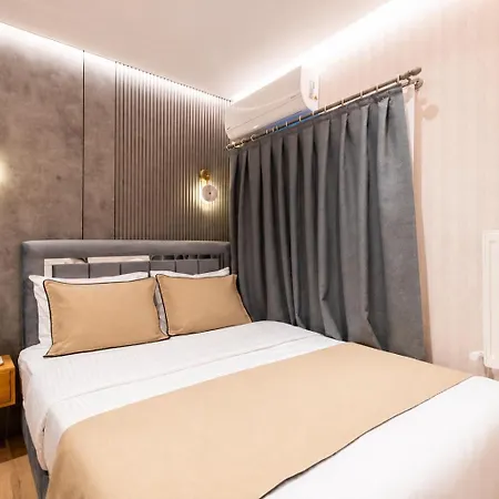 The Revia Square Hotel 4*