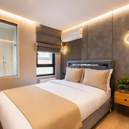 The Revia Square Hotel 4*