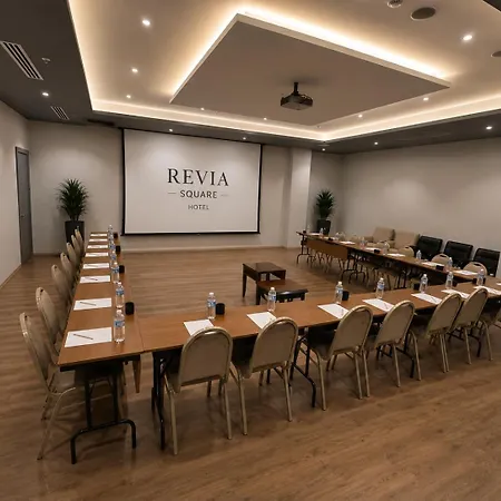 ホテル The Revia Square