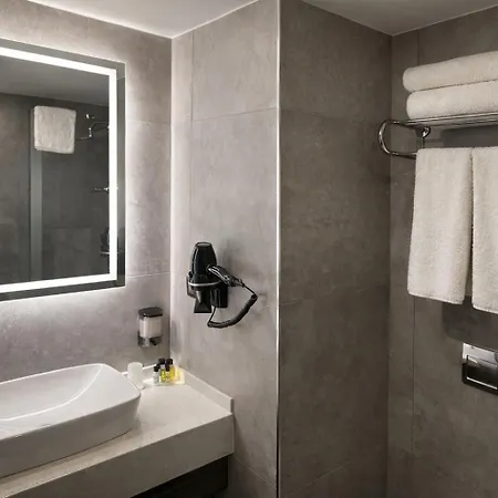 The Revia Square 4* イスタンブール